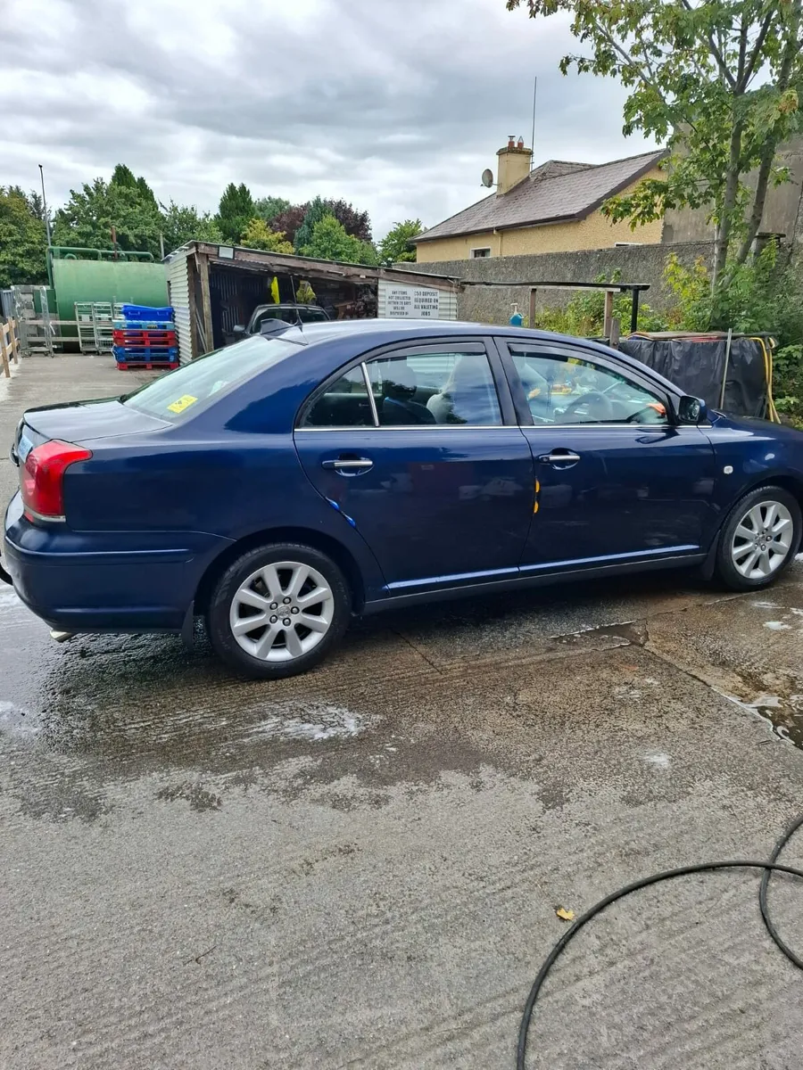 Car - Image 3