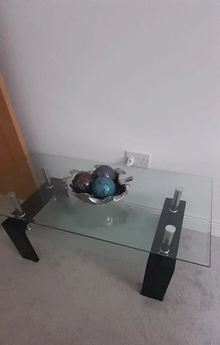 Coffee Table (Excellent Condition) - Image 1