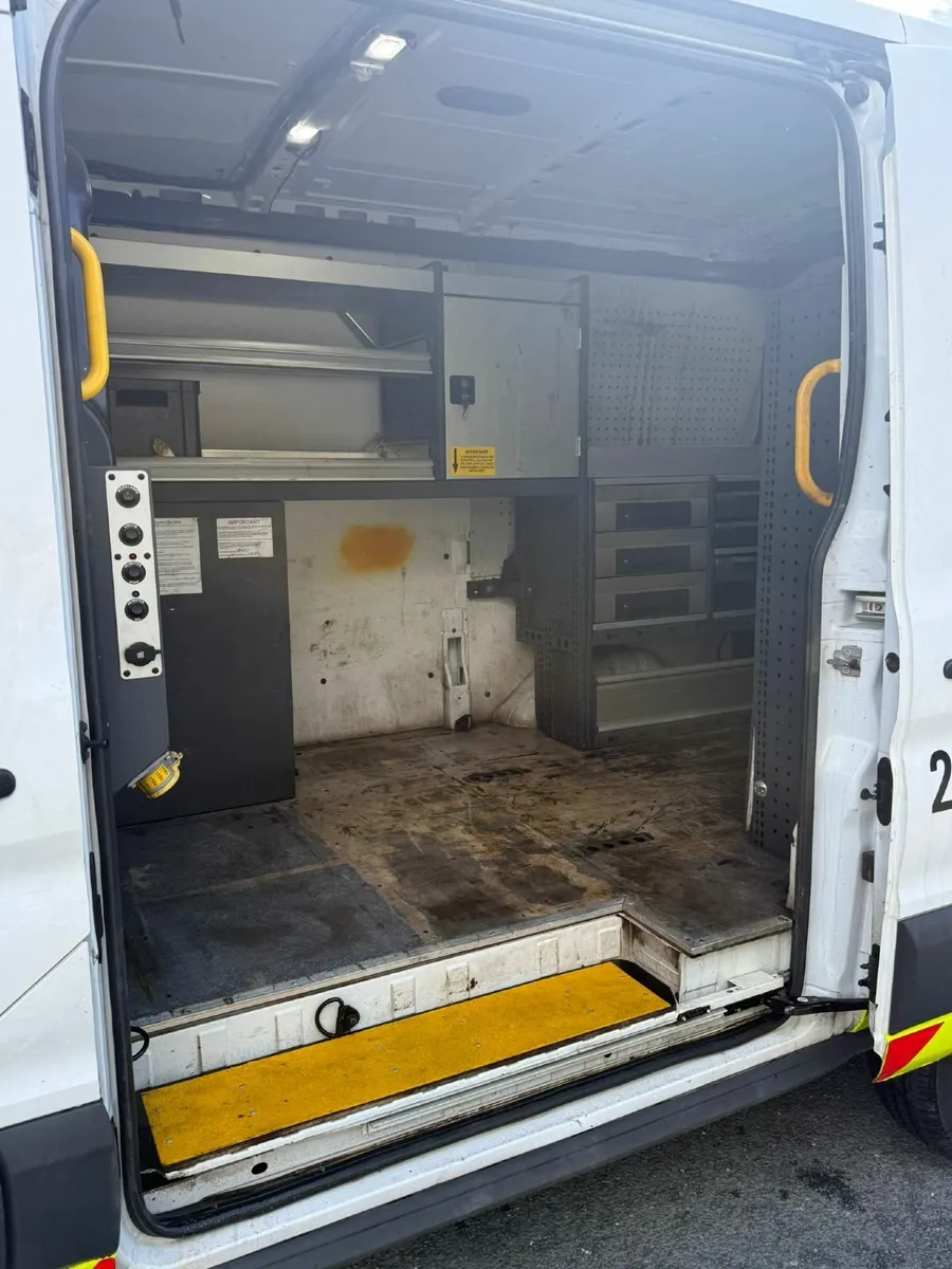 Ford Transit 2018 - Image 4