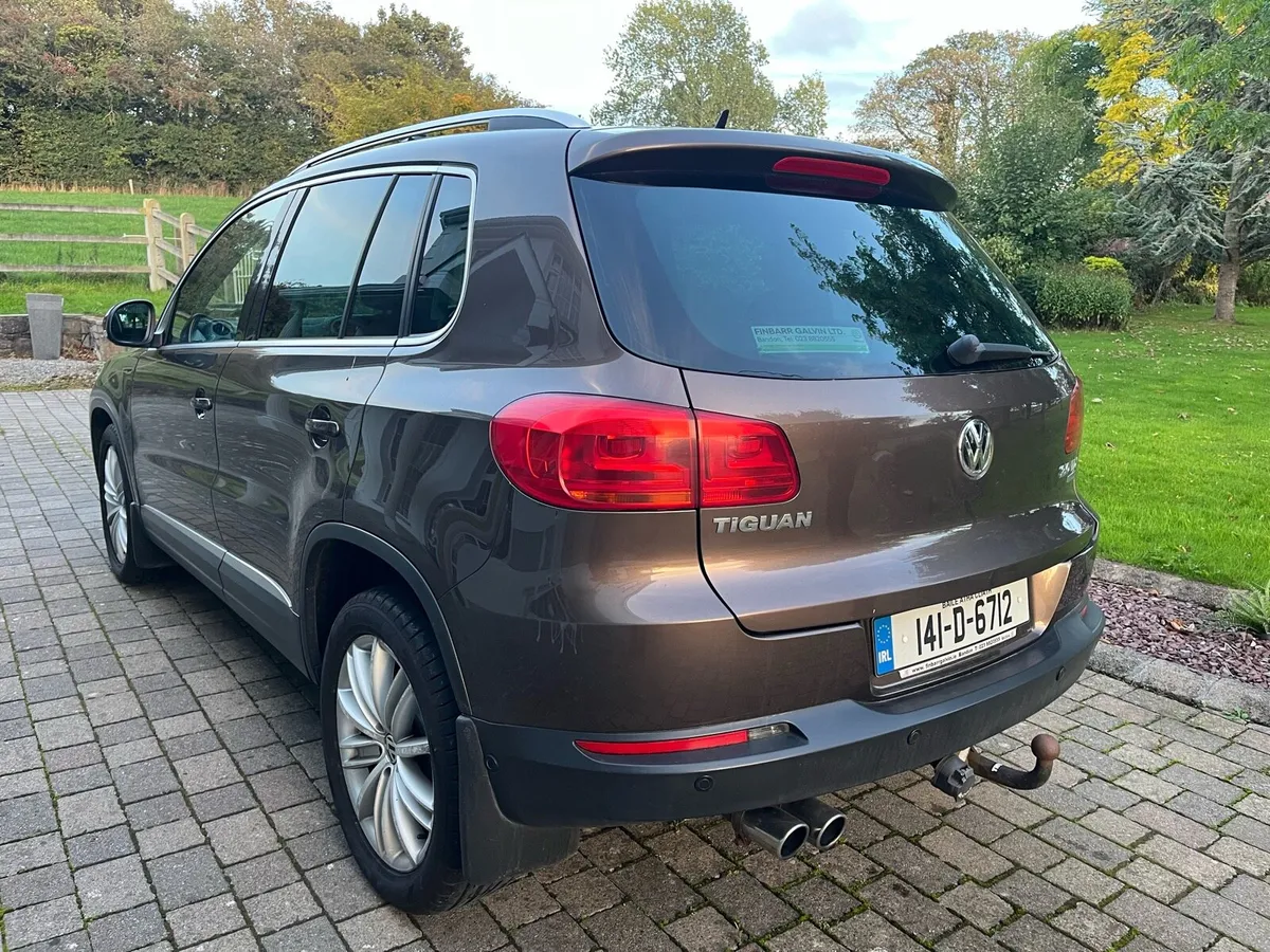 Volkswagon Tiguan - Image 4
