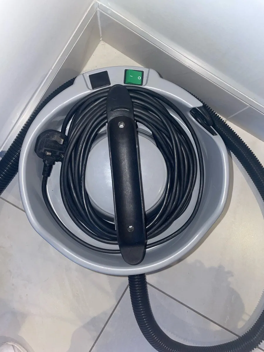 Numatic Nuvac Vacuum cleaner - Image 2
