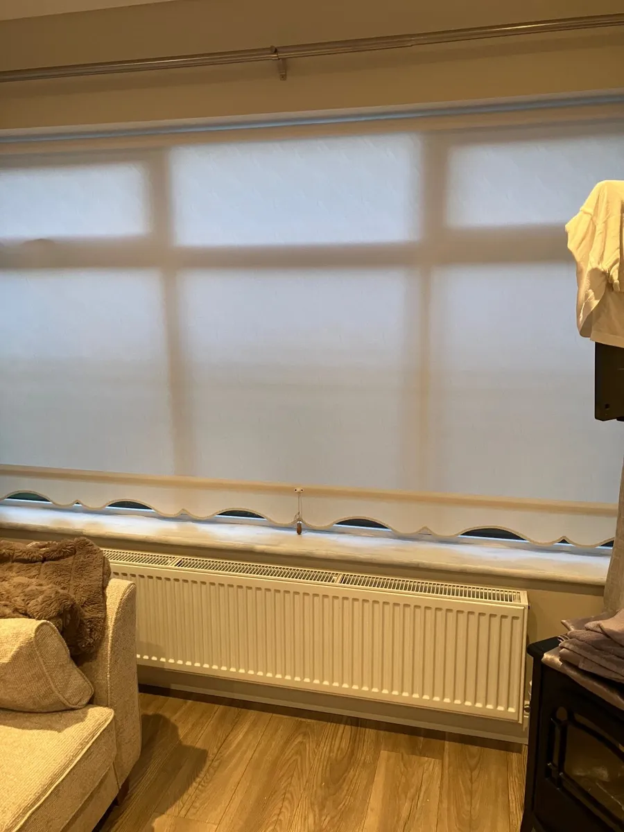 Roller blinds - Image 1