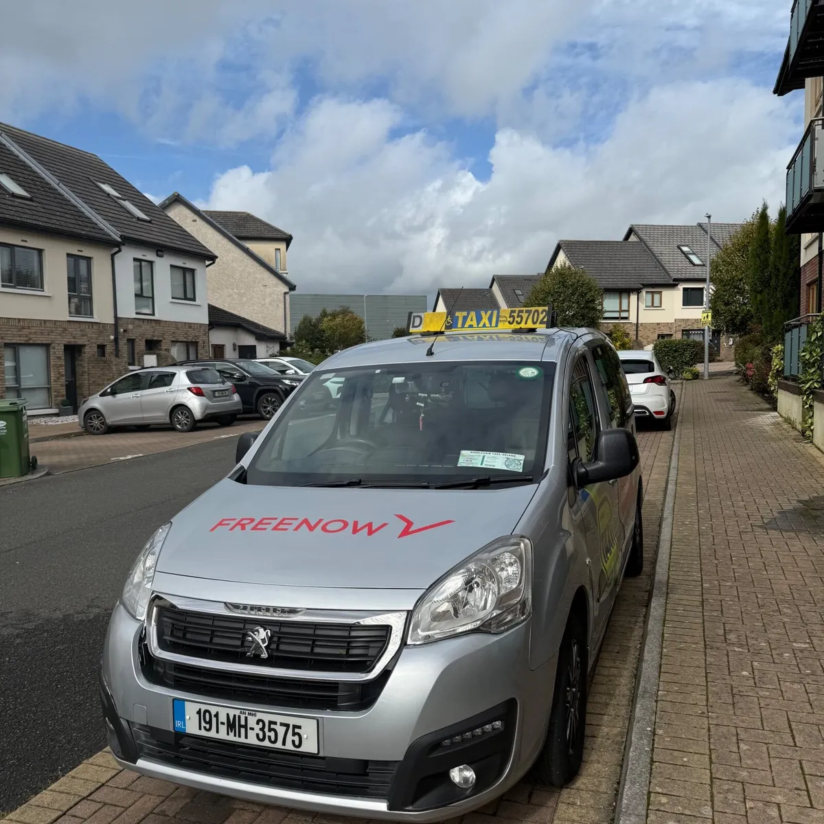 Peugeot Partner Tepee 2019 - Image 2