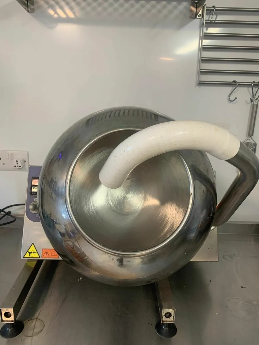 Catering equipment - Image 1