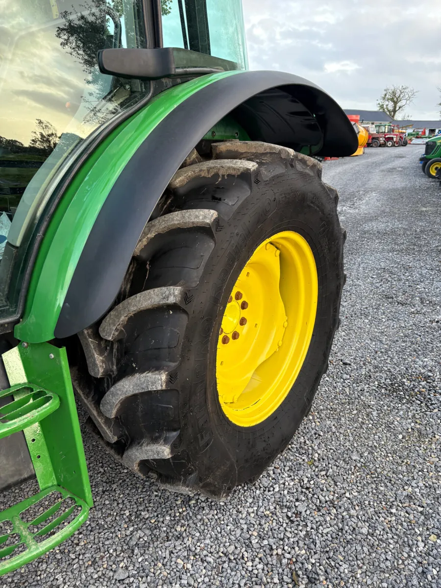 John Deere Tractor - Image 3