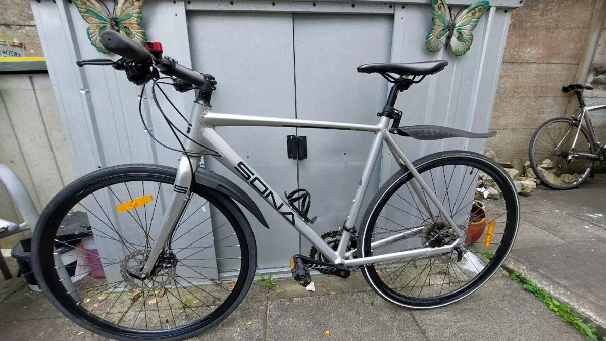 Sona Flat Bar Road Bike Disc Brakes - Image 2