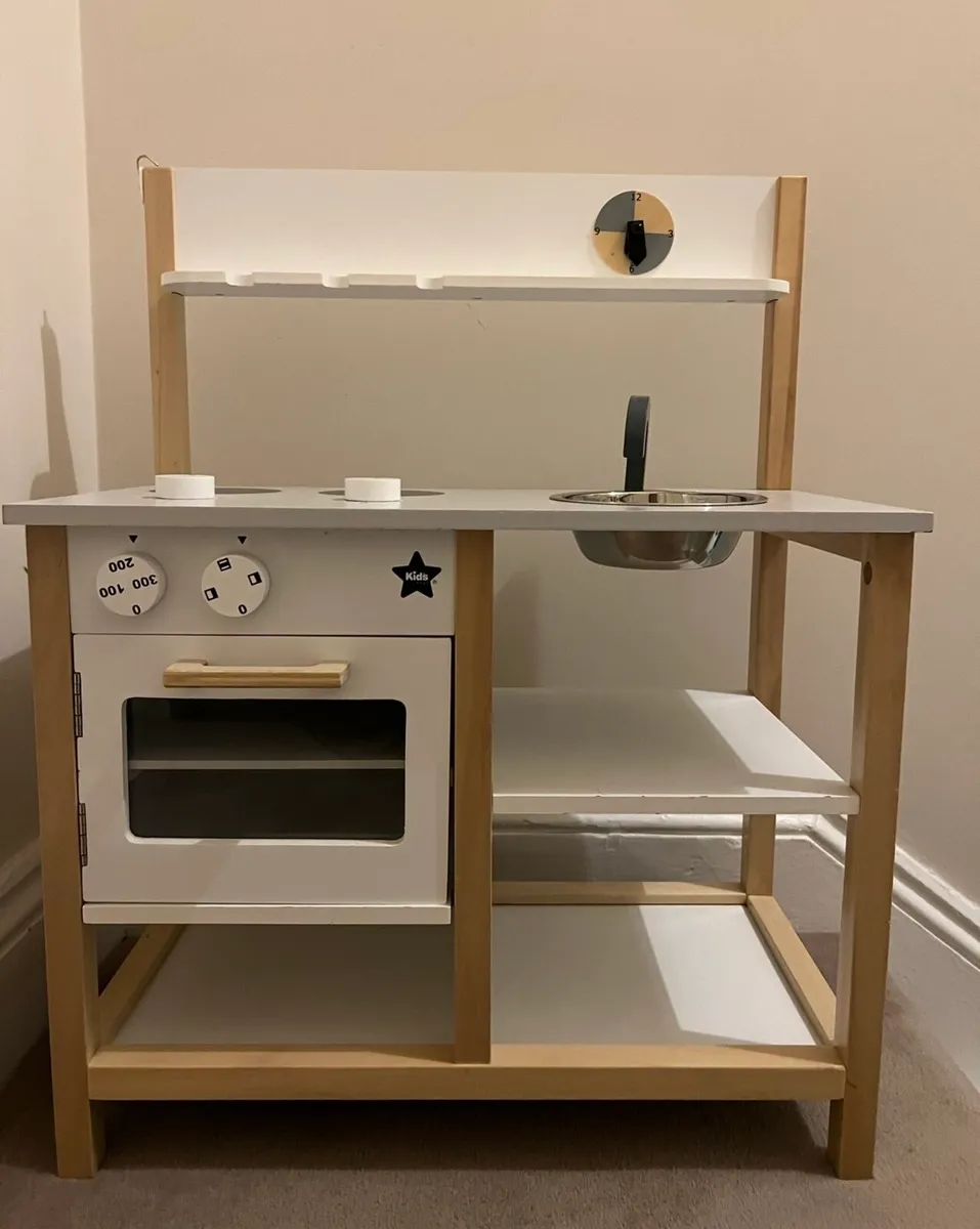 Kids Play Kitchen - Image 2