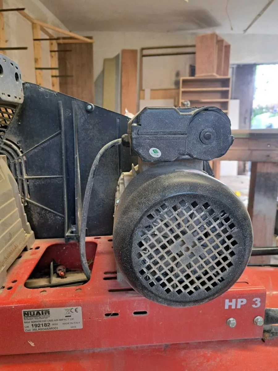 200 litre compressor - Image 4