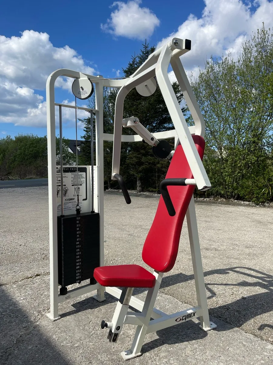 Cybex VR Chest Press - Image 1