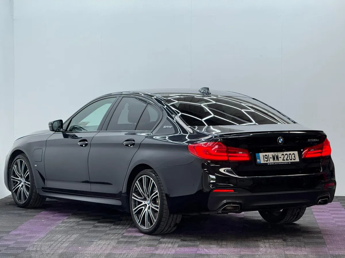 2019 BMW 5-Series 530E M Sport, High Spec - Image 4
