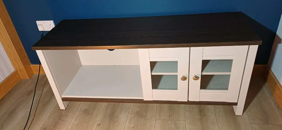 TV unit - Image 3