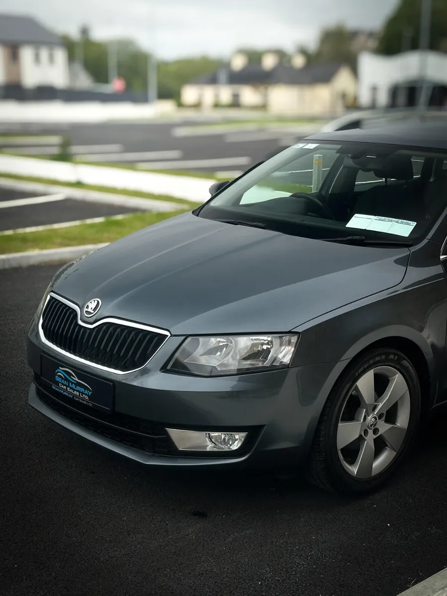 Skoda Octavia 2016 - Image 2