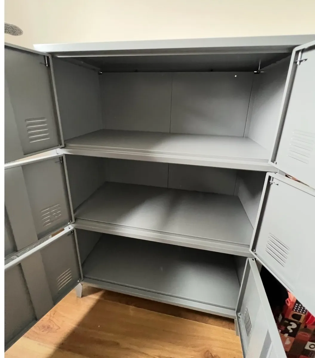 Sklum metal storage cabinet - Image 3
