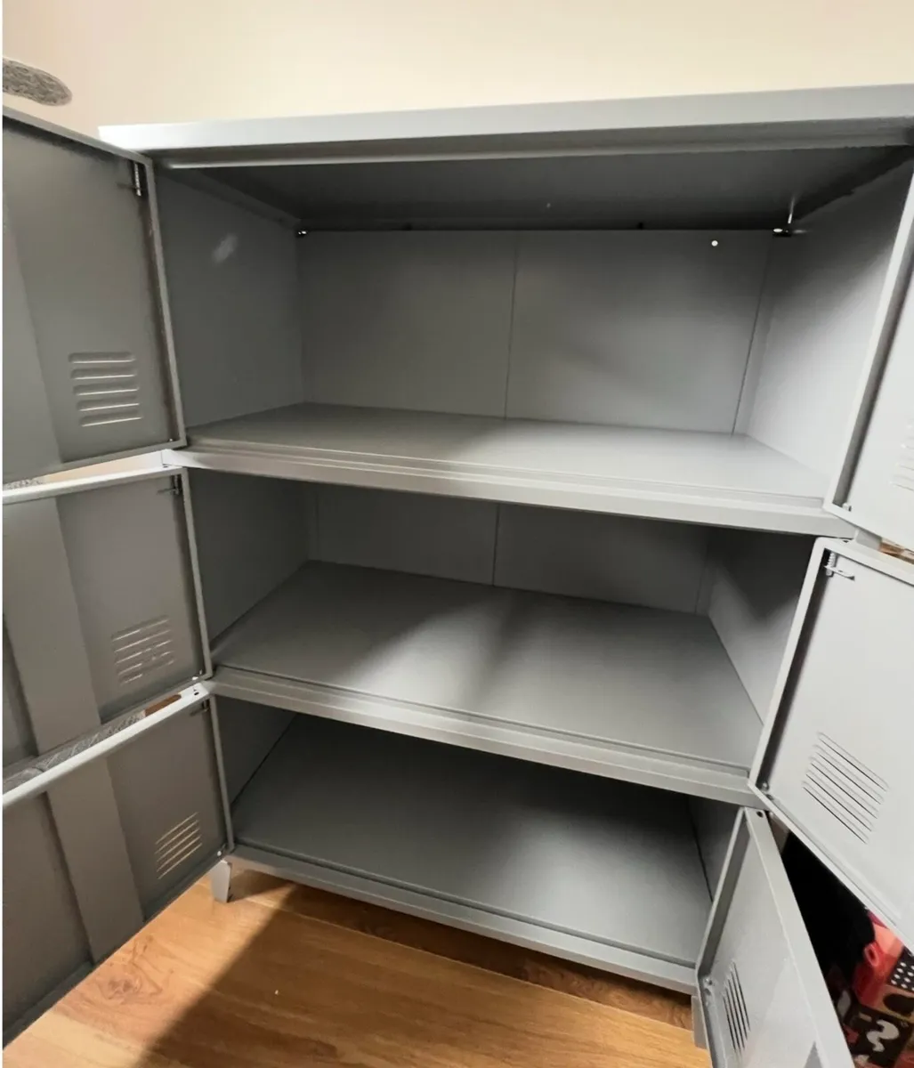 Sklum metal storage cabinet - Image 4