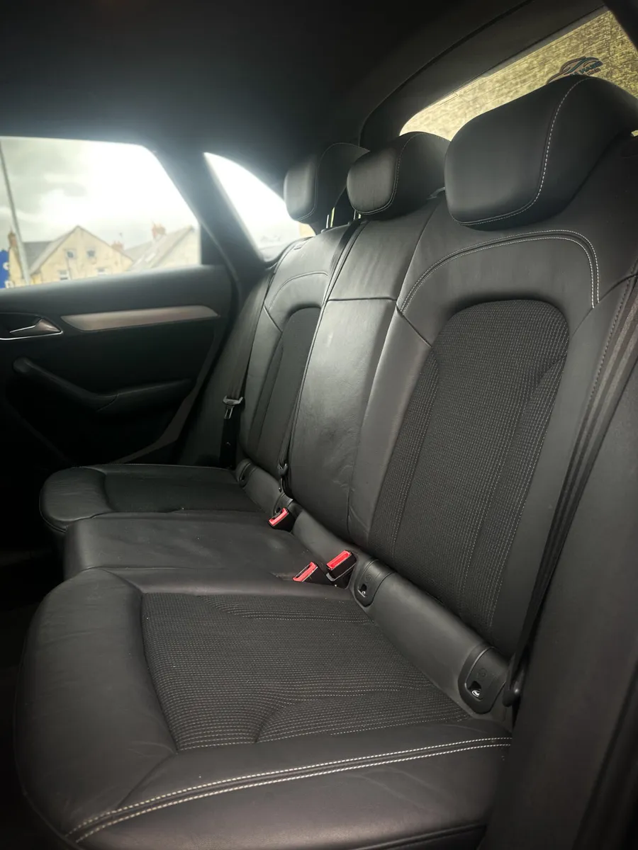 Audi Q3 2018 - Image 4