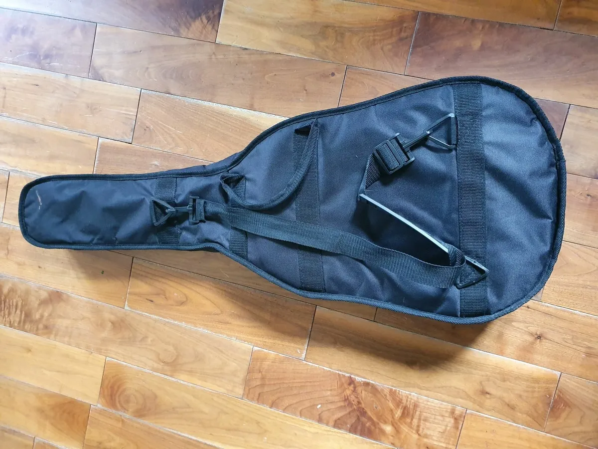 Valentia Classical Guitar ¾ Size - Image 3