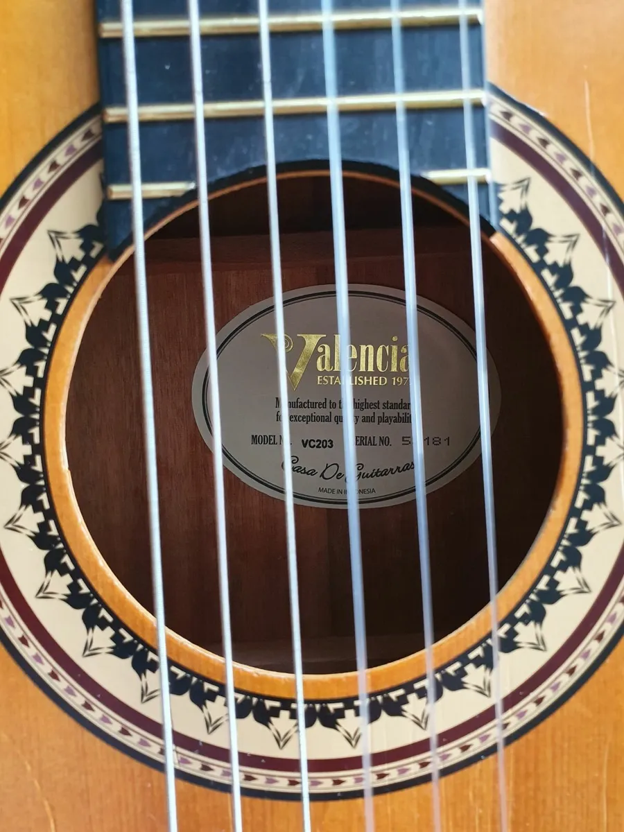 Valentia Classical Guitar ¾ Size - Image 4