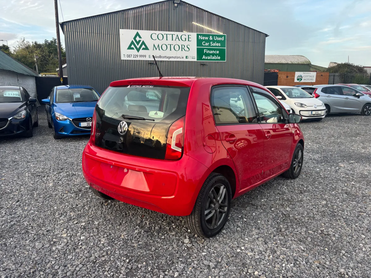 Volkswagen UP! - Image 4