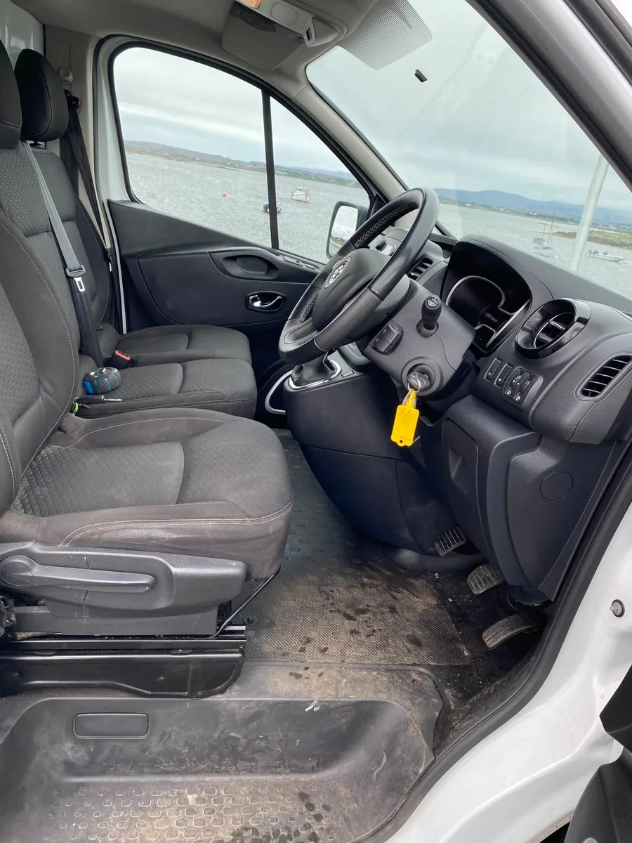 Vauxhall Vivaro 2018 - Image 3