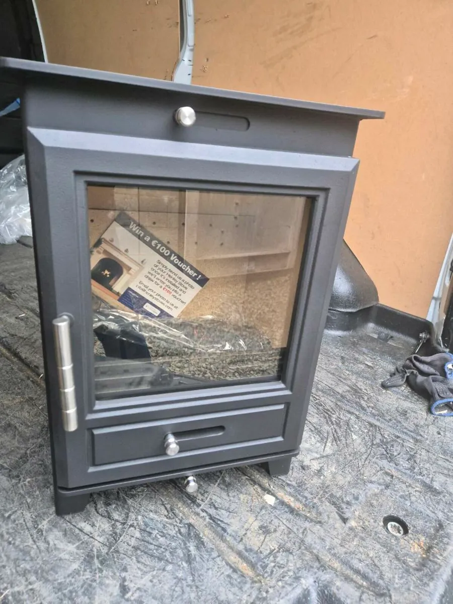 Henley stove