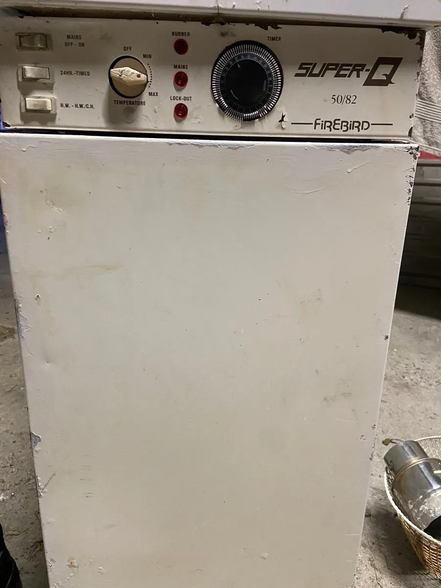 Oil boiler + oil tank - Image 3