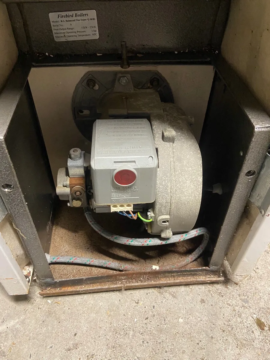 Oil boiler + oil tank - Image 4