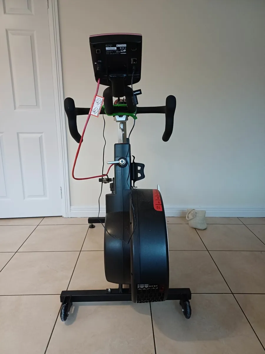 Watt Bike Pro - Image 1