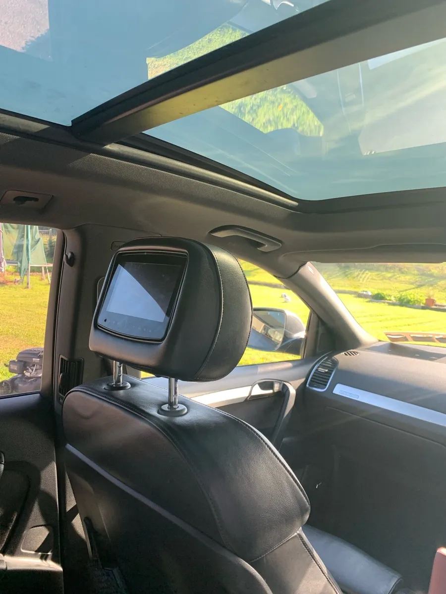Audi Q7 - Image 4