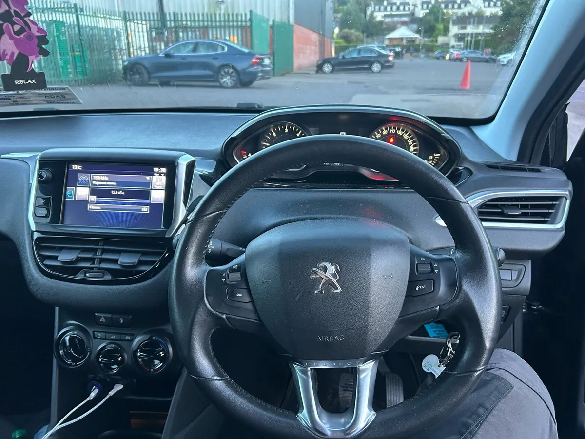 Peugeot 208 2018 1,6 HDI Blue Active - Image 3