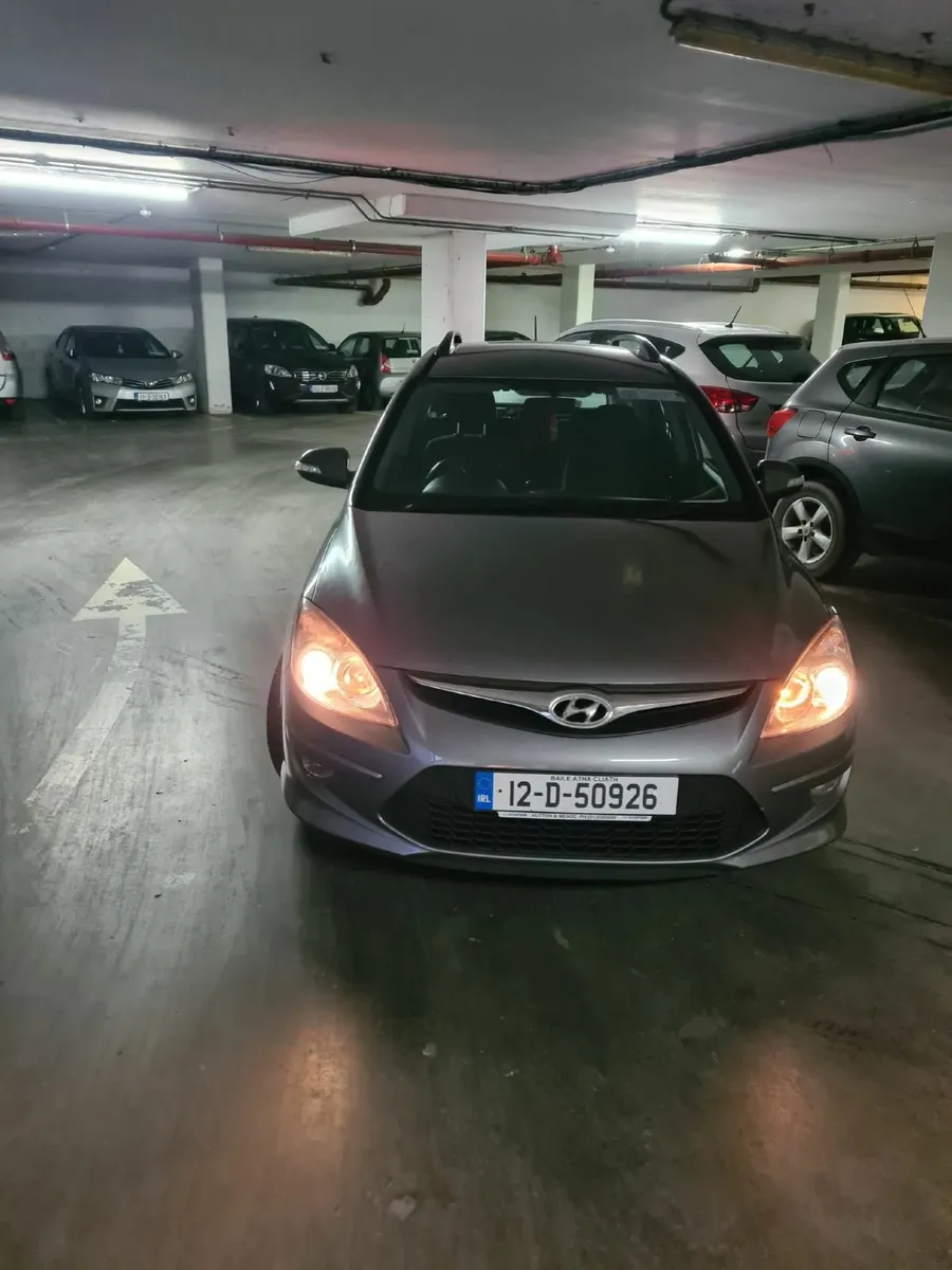 Hyundai i30 2012 - Image 2