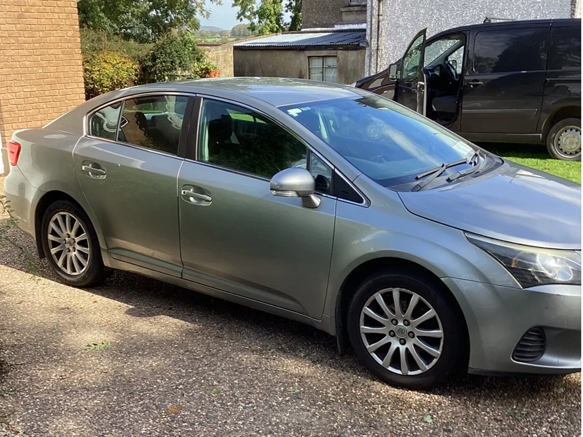 Toyota Avensis - Image 3