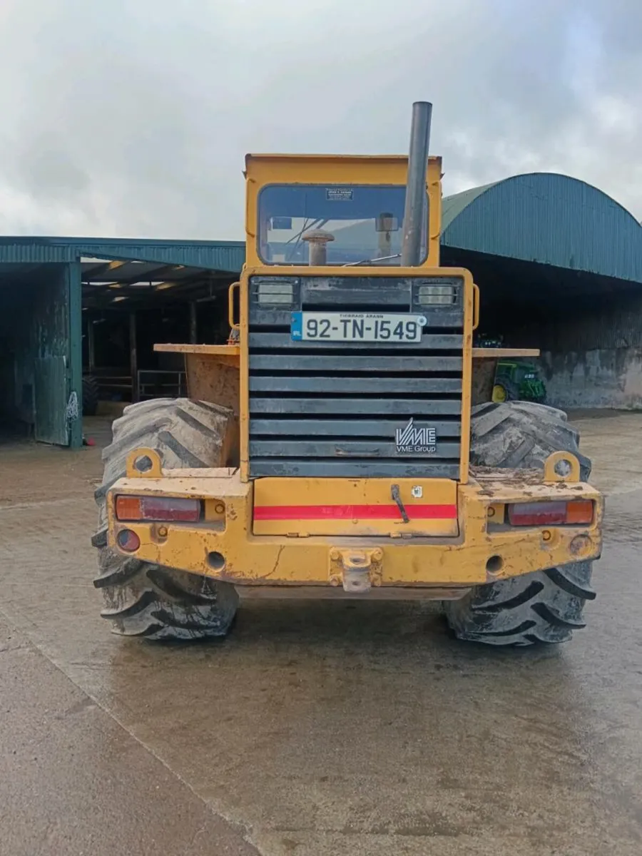 Volvo L70 loader - Image 3