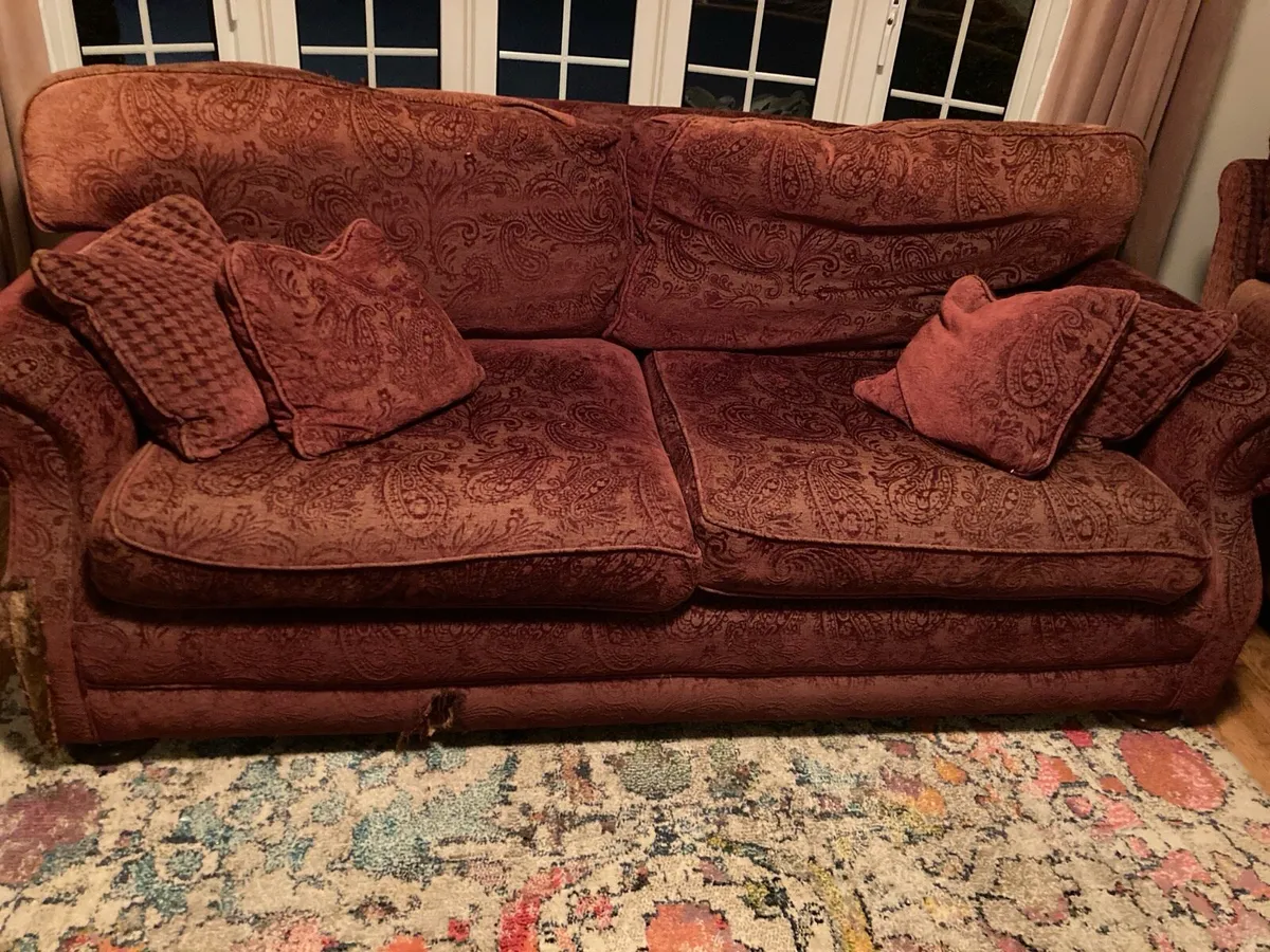 Finline 3 seater couch - Image 1
