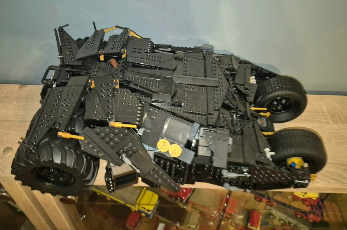 Lego Batman Tumbler - Image 4