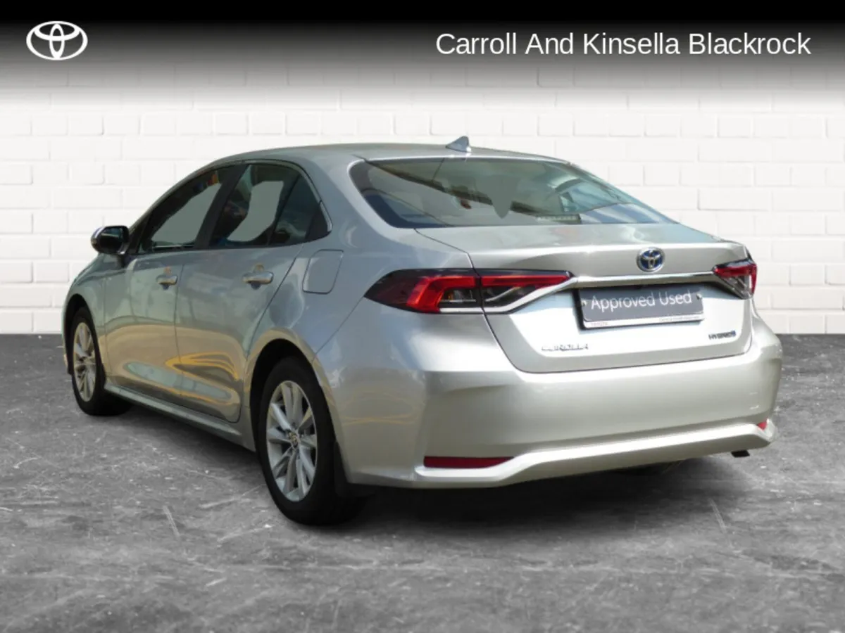 Toyota Corolla Hybrid Luna Saloon - Image 2