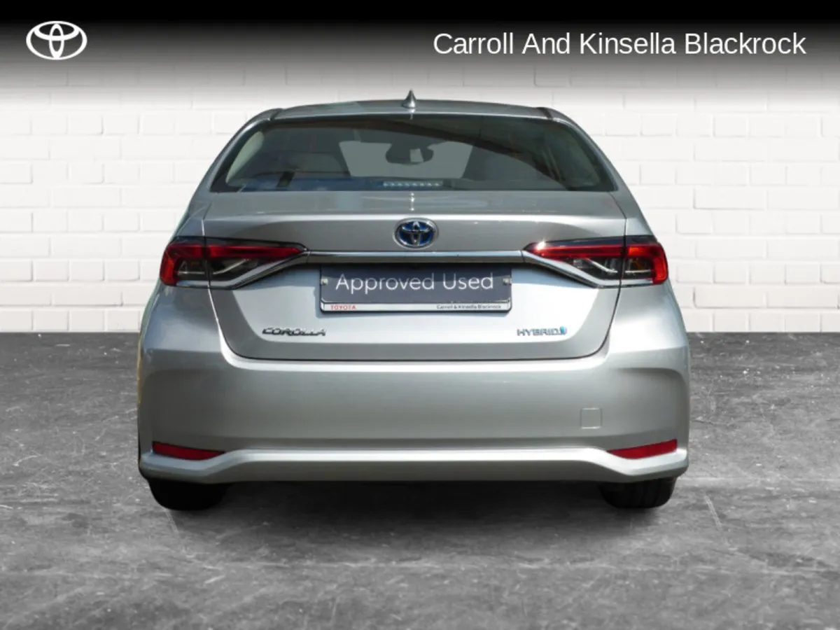 Toyota Corolla Hybrid Luna Saloon - Image 4