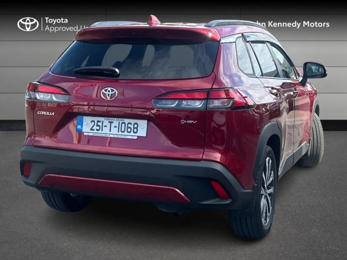 Toyota Corolla Cross HYBRID SOL 1.8 - Image 2