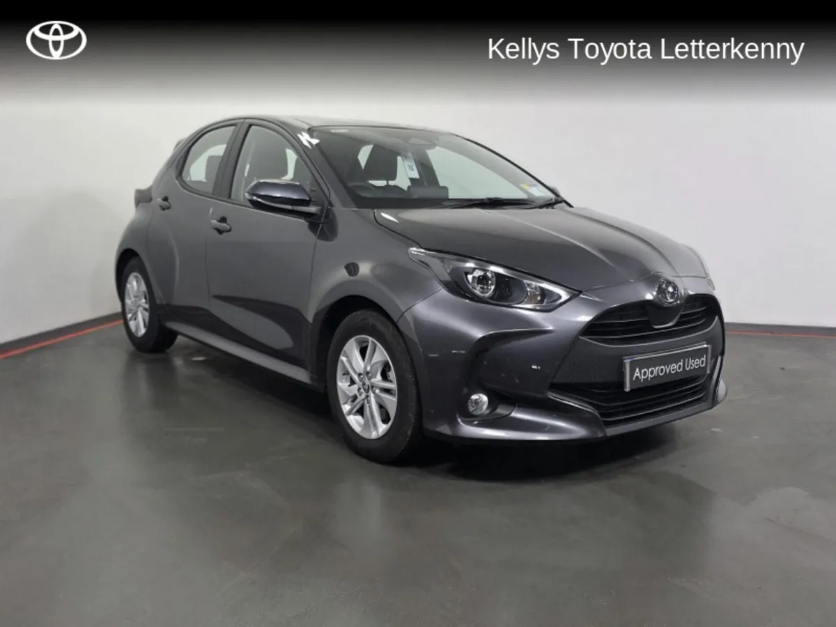 Toyota Yaris Yaris Hybrid 115 Luna#114 - GREAT SAV - Image 1