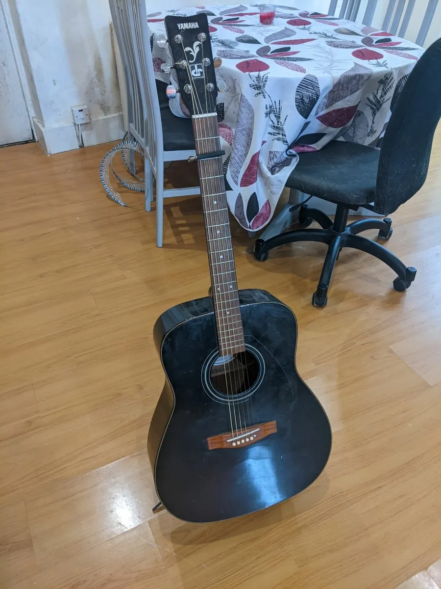 Acoustic Guitar