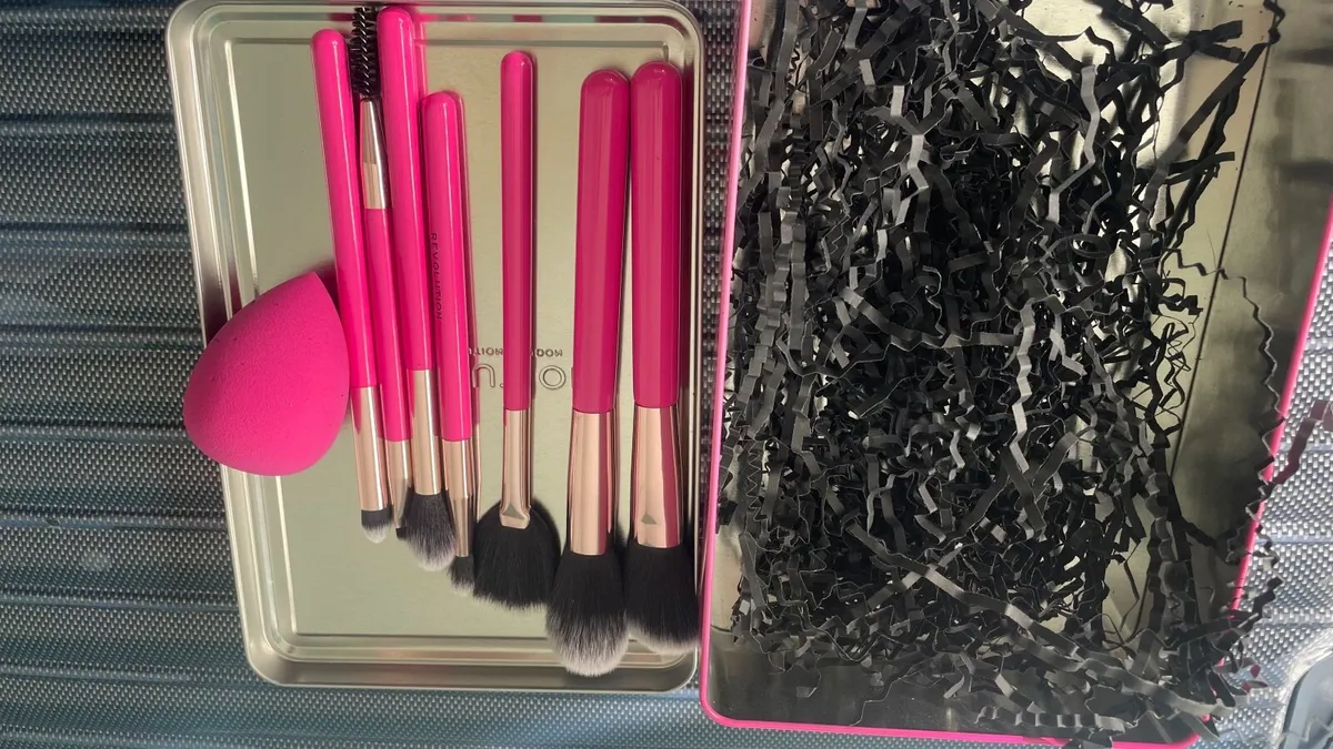 New pink brushes set - Image 2