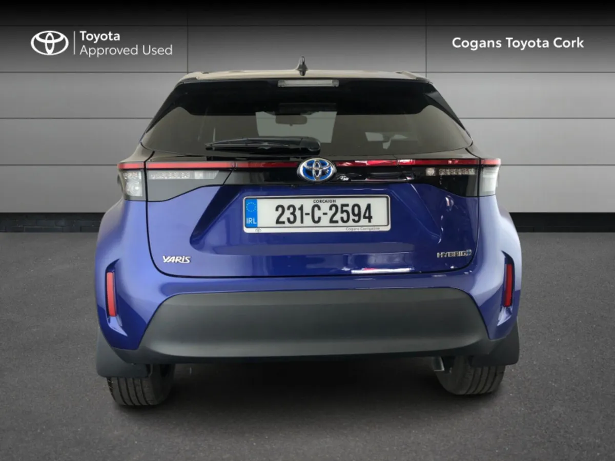 Toyota Yaris Cross YARIS CROSS LUNA SPORT - Image 4