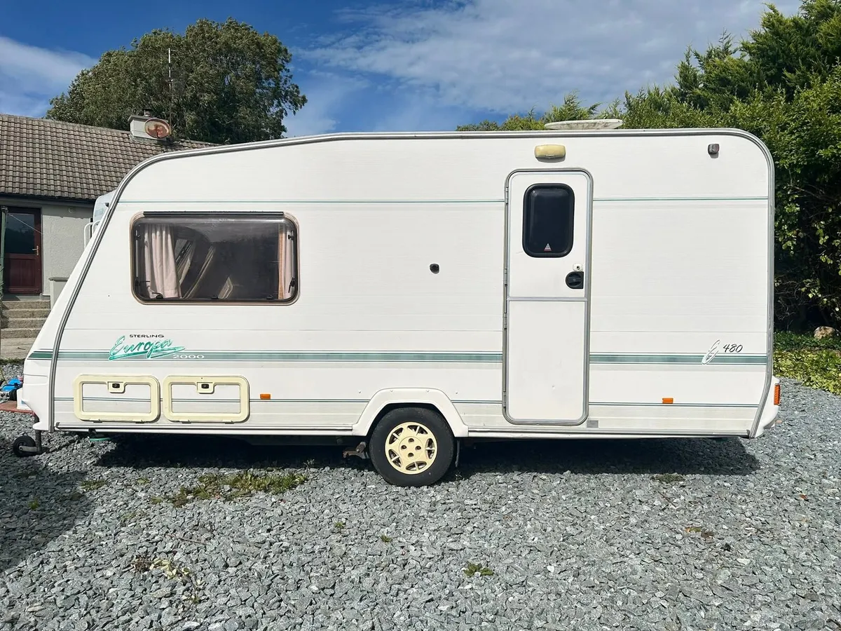 2 berth light weight caravan - Image 4