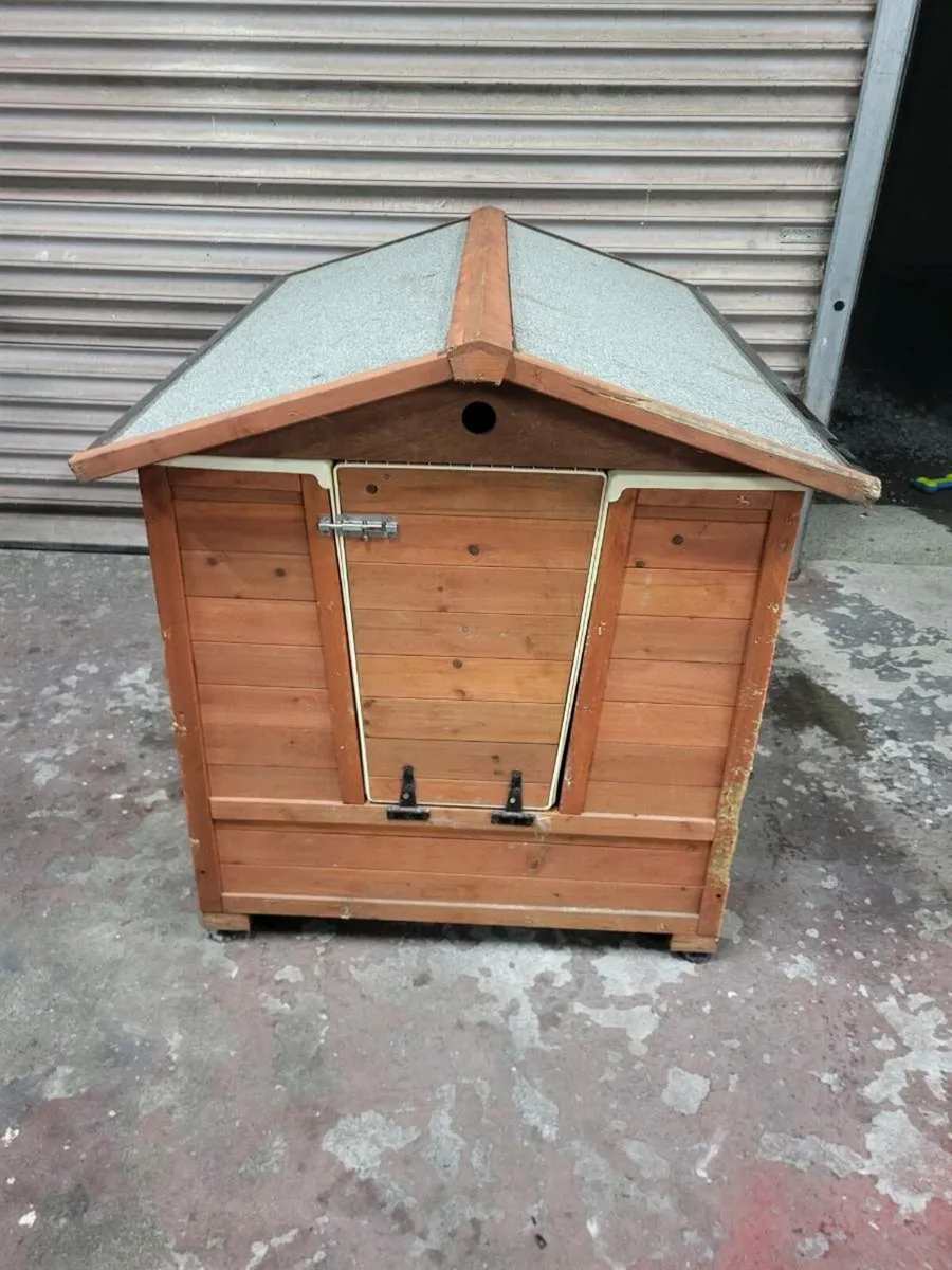 Dog kennel/ Dog shower/ grooming - Image 1