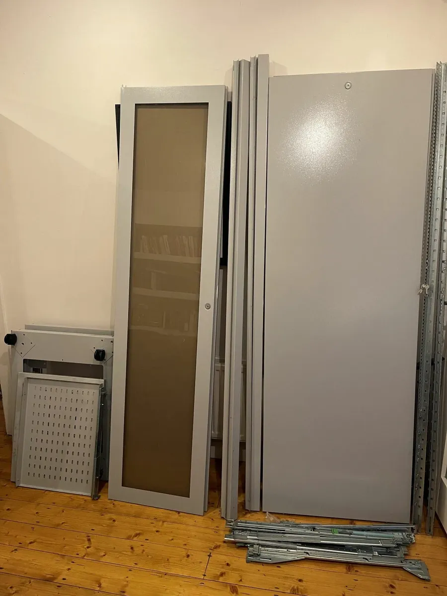 42U Floor Standing Server Data Cabinet - Image 2