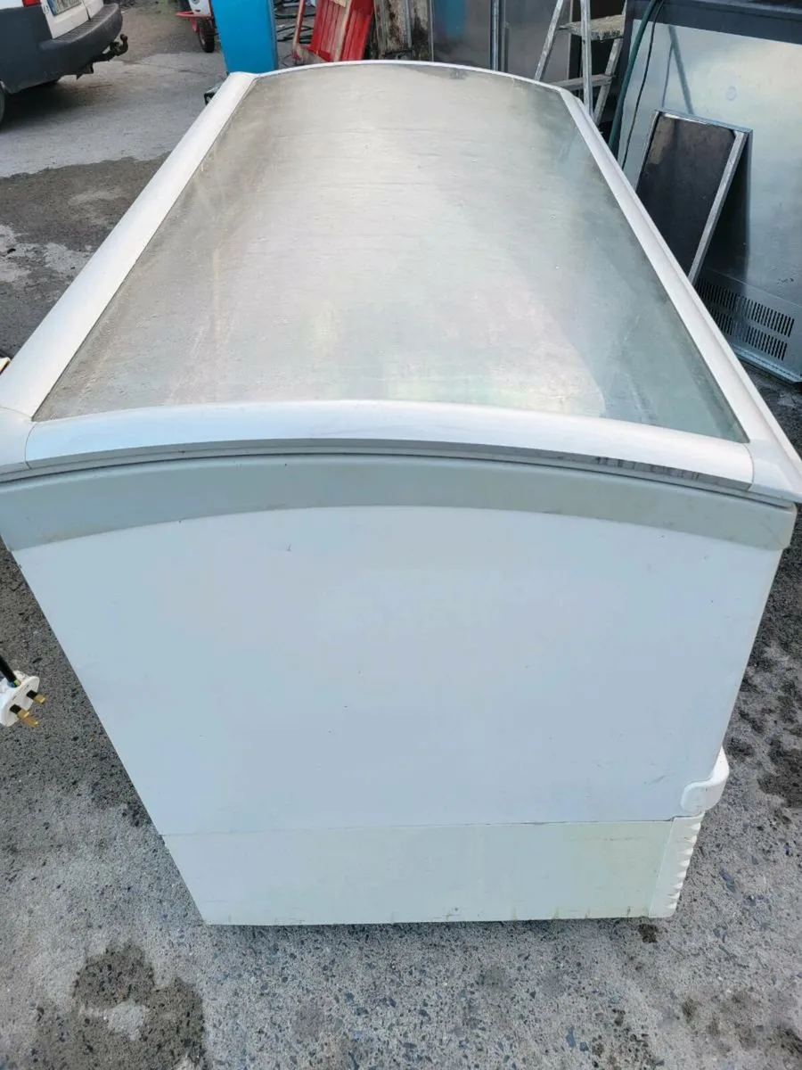 Freezer Commercial Glass Top. - Image 2