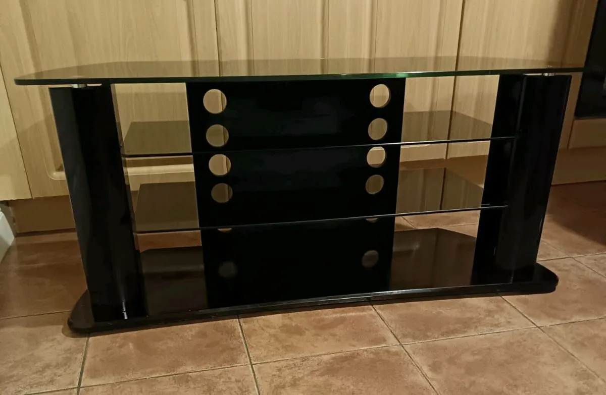 Tv unit - Image 1
