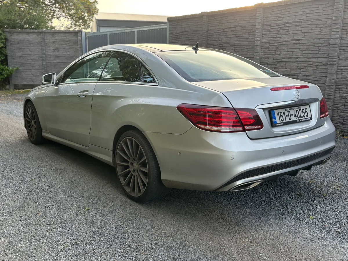Mercedes E220 Coupe - Image 4