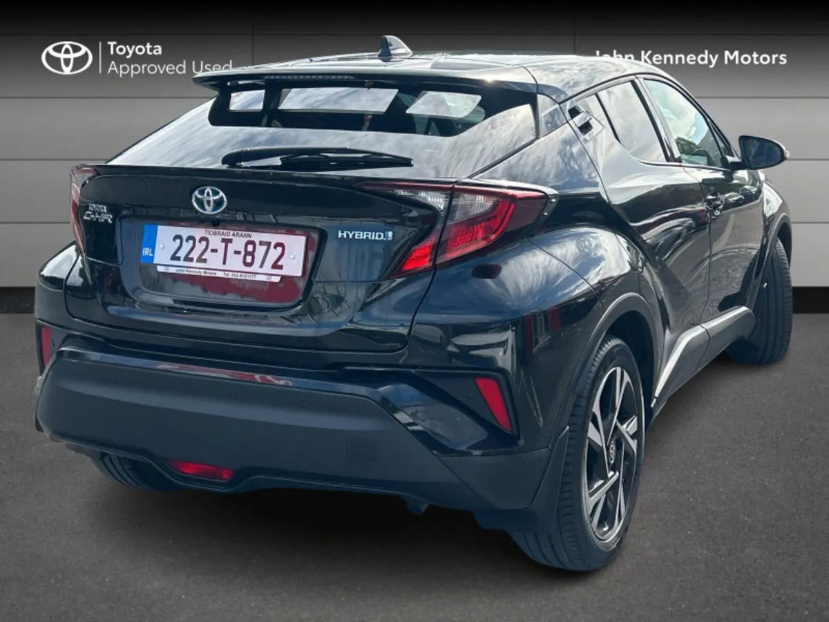Toyota C-HR HYBRID SPORT - Image 2
