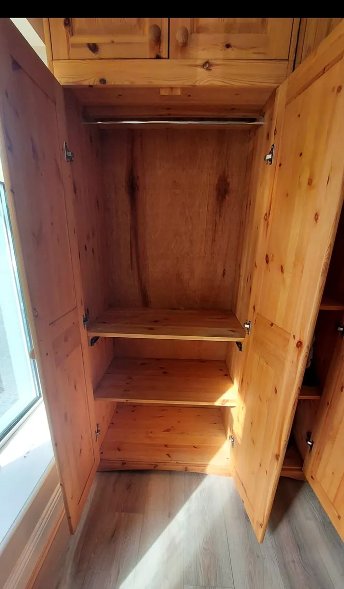 Large wardrobe - Image 3