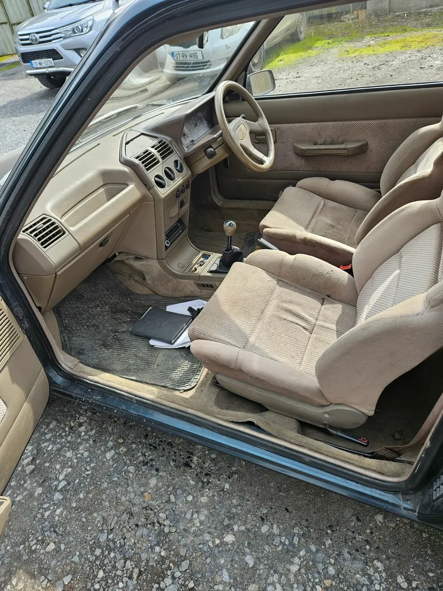 Peugeot  205 stdt turbo  diesel - Image 3